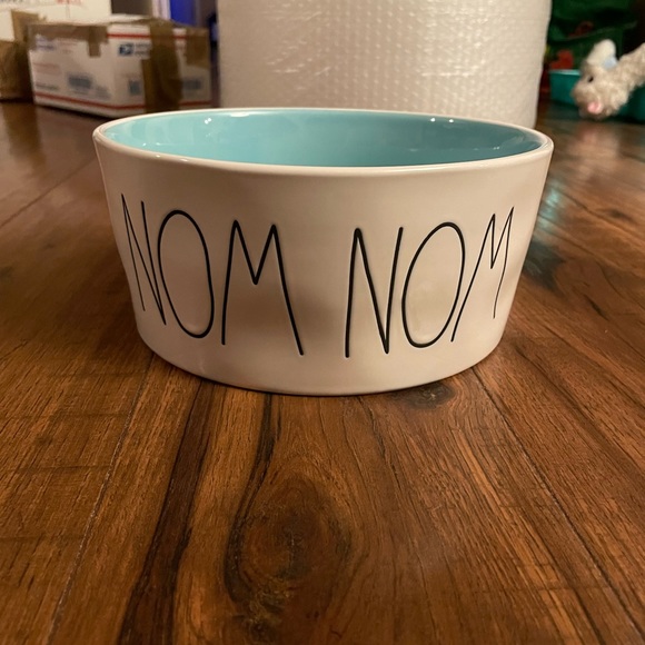 Rae Dunn Other - Rae Dunn 8” nom nom dog bowl teal inside